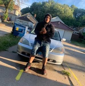 Meet your Posher, Cj